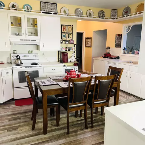 Kitchen - 114 E Wesley, Owosso, MI 48867 photo 1 of 3