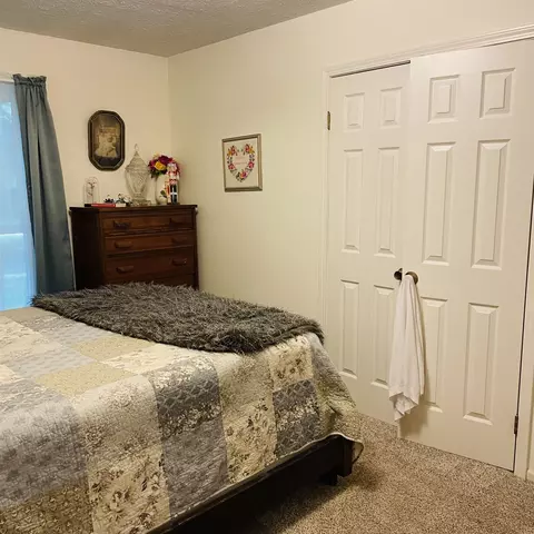 Bedroom - 114 E Wesley, Owosso, MI 48867 photo 5 of 9