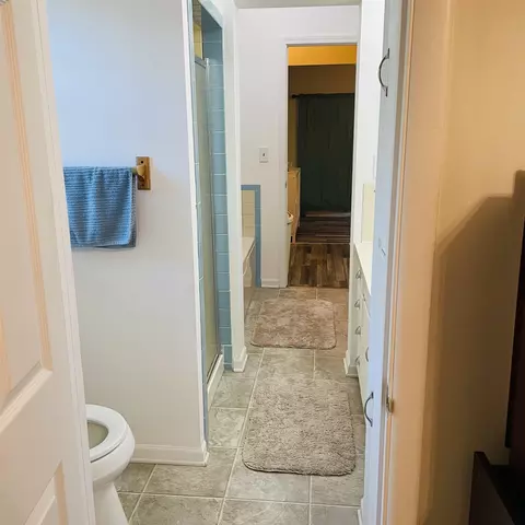 Bath - 114 E Wesley, Owosso, MI 48867 photo 2 of 5
