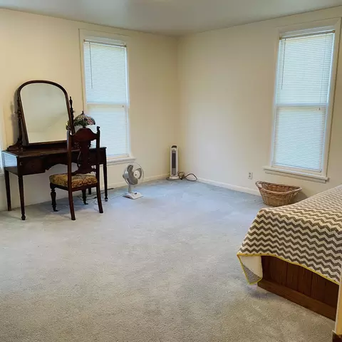 Bedroom - 114 E Wesley, Owosso, MI 48867 photo 6 of 9