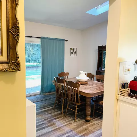 Dining - 114 E Wesley, Owosso, MI 48867 photo 1 of 2