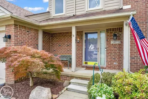 Exterior - 24072 Pointe, Macomb, MI 48042 photo 3 of 6