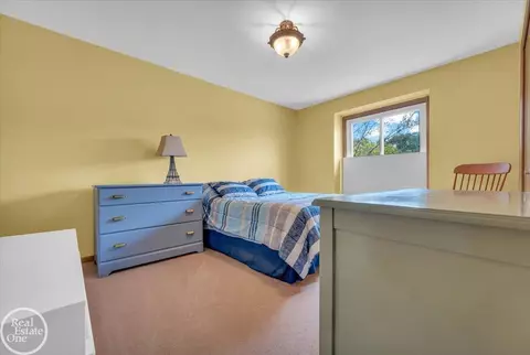 Bedroom - 24072 Pointe, Macomb, MI 48042 photo 1 of 5