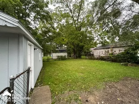 986 Salisbury, Flint, MI 48532 photo 7