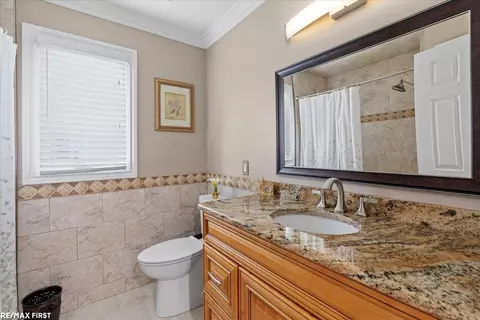 Bath - 50461 Nagy, Macomb, MI 48044 photo 3 of 6