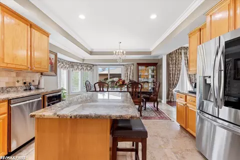Kitchen - 50461 Nagy, Macomb, MI 48044 photo 2 of 6