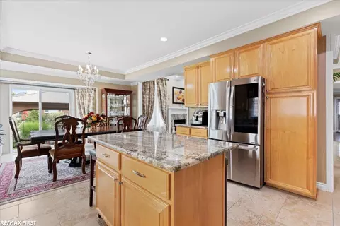 Kitchen - 50461 Nagy, Macomb, MI 48044 photo 5 of 6
