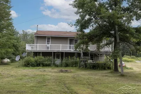2887 W Bradford, Midland, MI 48640