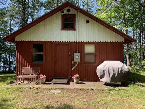 11095 East Shr, Marenisco, MI 49947
