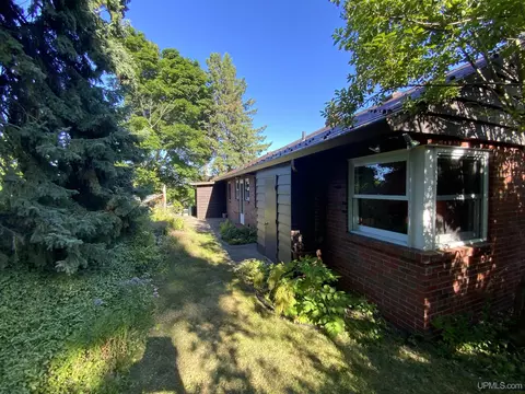 515 E Rdg, Marquette, MI 49855 photo 67