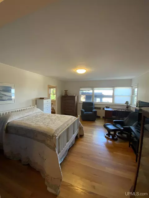 515 E Rdg, Marquette, MI 49855 photo 22