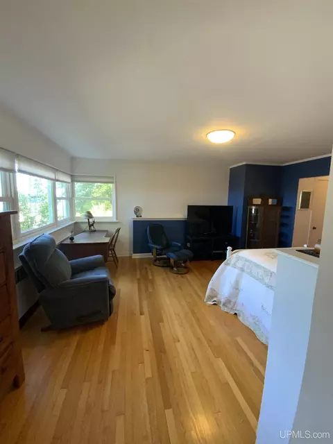 515 E Rdg, Marquette, MI 49855 photo 24