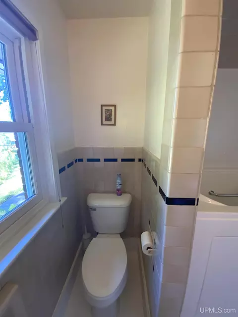 515 E Rdg, Marquette, MI 49855 photo 19