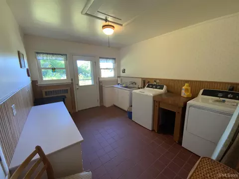515 E Rdg, Marquette, MI 49855 photo 38