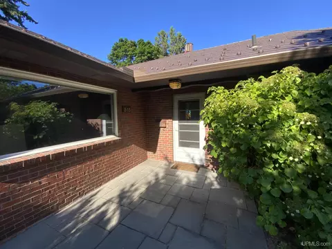 515 E Rdg, Marquette, MI 49855 photo 68