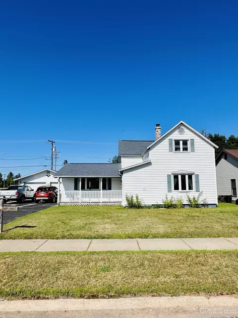 175 Hemlock, Republic, MI 49879