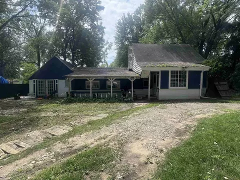 20500 Mckishnie, Clinton Township, MI 48035