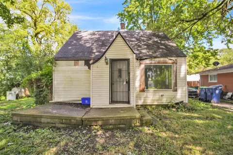 1575 Mack, Saginaw, MI 48601