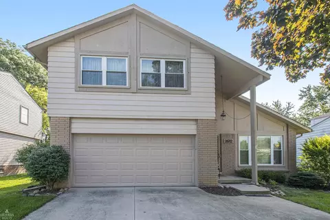24712 Highlands, Novi, MI 48375