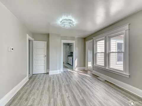 626 Navarre, Monroe, MI 48161 photo 8