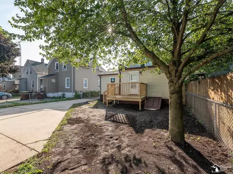 626 Navarre, Monroe, MI 48161 photo 29