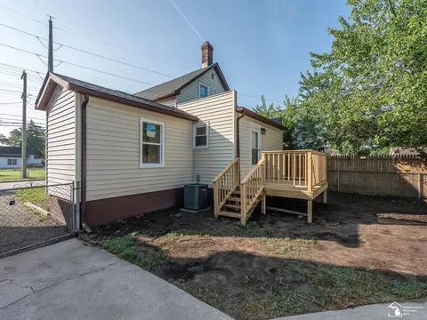 626 Navarre, Monroe, MI 48161 photo 27