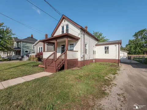 626 Navarre, Monroe, MI 48161 photo 2