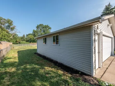 626 Navarre, Monroe, MI 48161 photo 30