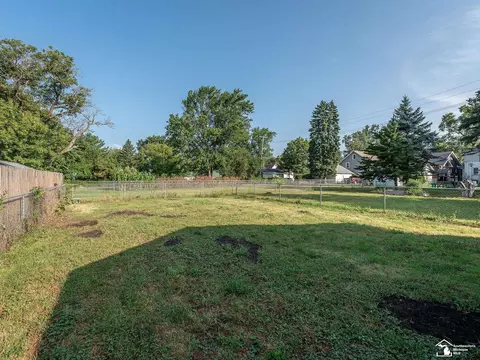 626 Navarre, Monroe, MI 48161 photo 33