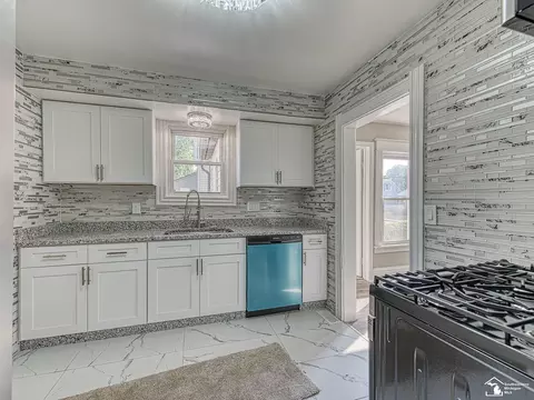 626 Navarre, Monroe, MI 48161 photo 14