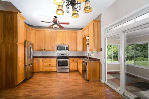 Kitchen - 6584 Black Riv, Jeddo, MI 48032 photo 1 of 2