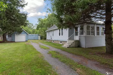 2903 Yargerville, La Salle, MI 48145