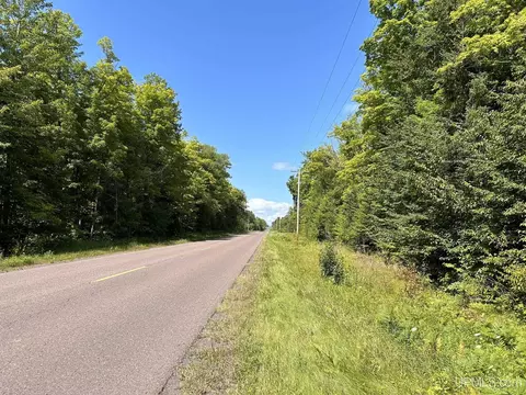tbd Tapiola, Chassell, MI 49916