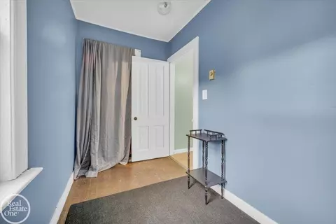 Entry Way - 534 N 5th, Saint Clair, MI 48079 photo 2 of 3