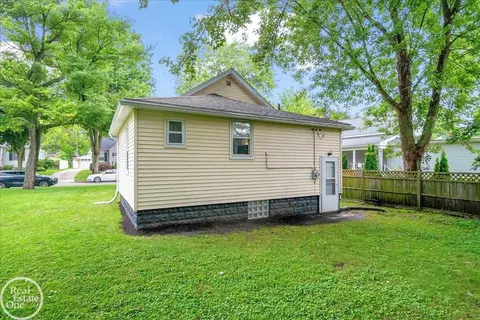 Exterior - 534 N 5th, Saint Clair, MI 48079 photo 5 of 5