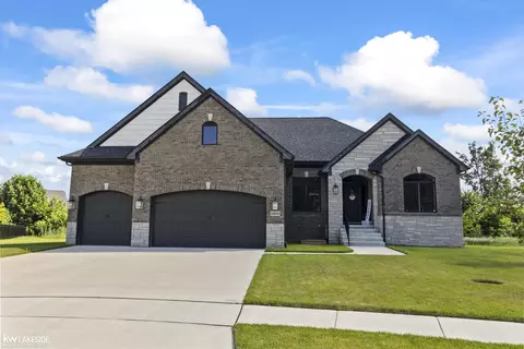 13033 Cathedral, Utica, MI 48315