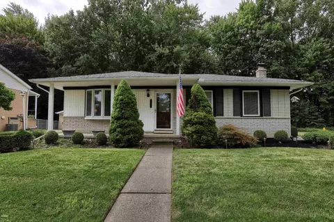 19308 Ingram, Clinton Township, MI 48038
