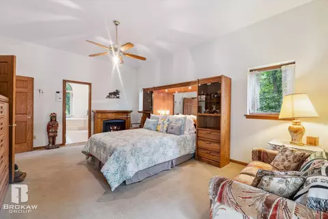 Bedroom - 2177 S State, Davison, MI 48423 photo 1 of 7