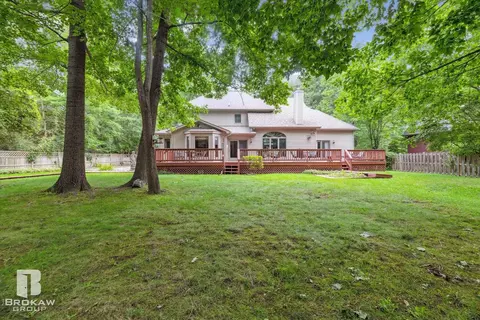 Exterior - 2177 S State, Davison, MI 48423 photo 8 of 12