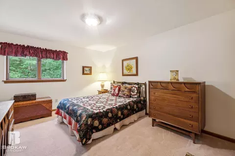 Bedroom - 2177 S State, Davison, MI 48423 photo 6 of 7