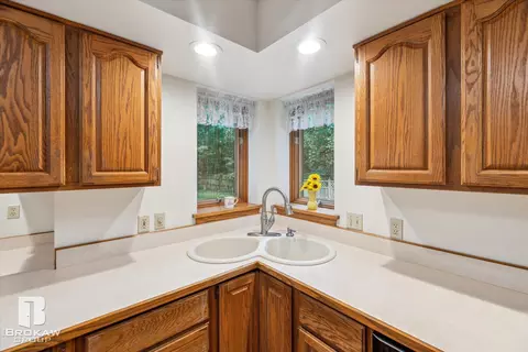 Kitchen - 2177 S State, Davison, MI 48423 photo 2 of 5
