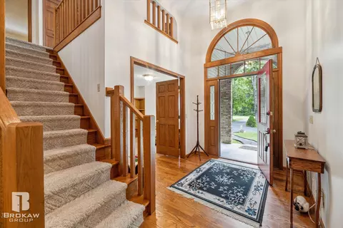 Entry Way - 2177 S State, Davison, MI 48423 photo 1 of 4