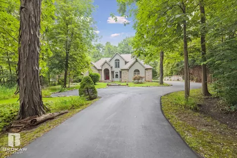 Exterior - 2177 S State, Davison, MI 48423 photo 3 of 12