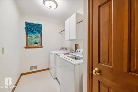 Other - 2177 S State, Davison, MI 48423 photo 7 of 17