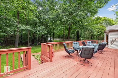 Exterior - 2177 S State, Davison, MI 48423 photo 5 of 12