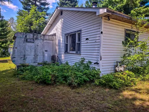 2068 2098 Timber, Harrison, MI 48625 photo 10