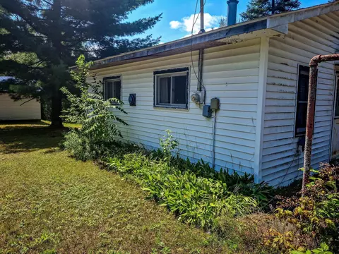 2068 2098 Timber, Harrison, MI 48625 photo 9