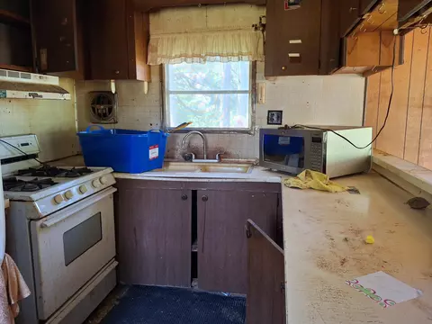 2068 2098 Timber, Harrison, MI 48625 photo 37