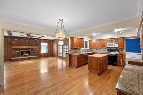 Other - 656 Canterbury, Grosse Pointe Woods, MI 48236 photo 4 of 13