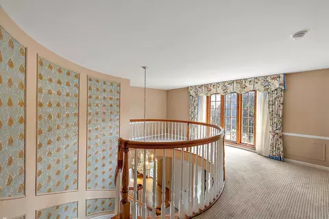 Entry Way - 656 Canterbury, Grosse Pointe Woods, MI 48236 photo 6 of 8